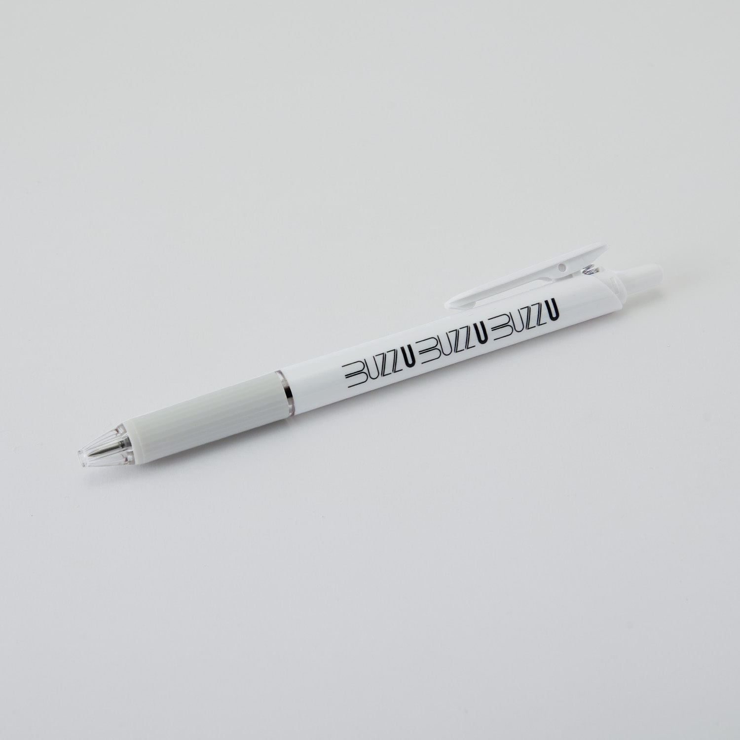 ［ぺんてる］ワイドオープンクリップボールペン 0.7mm