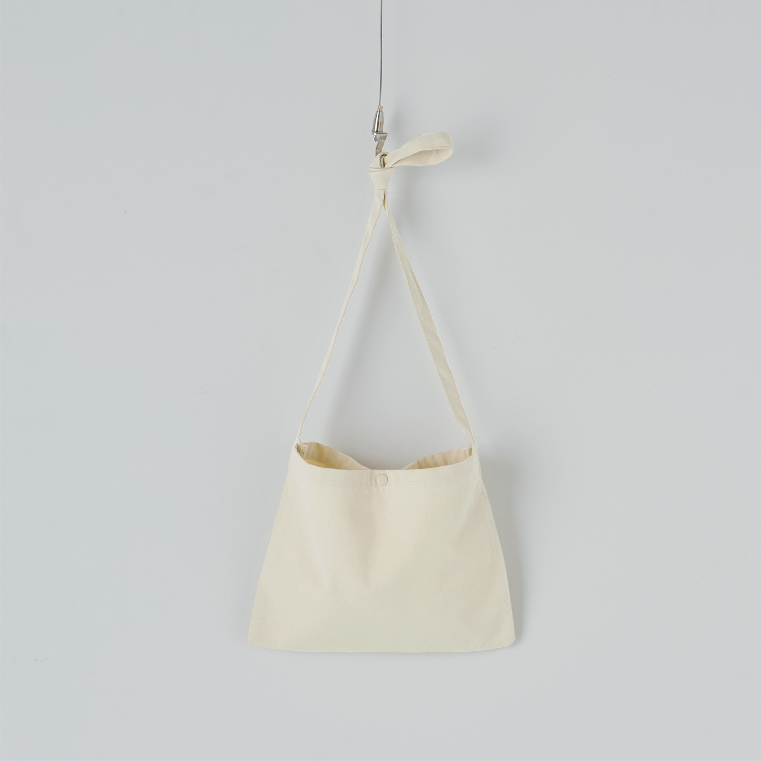 8.3oz レギュラーキャンバスサコッシュ